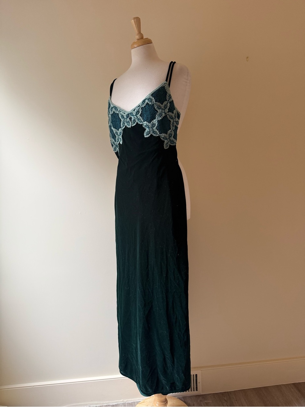 Zara BNWT Green Velvet Low Back Maxi Dress Teal Crochet Lace Y2K